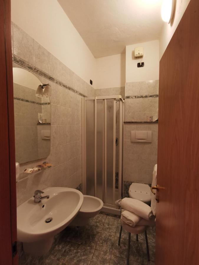 Hotel Pine Beach Rosolina Mare Exterior photo
